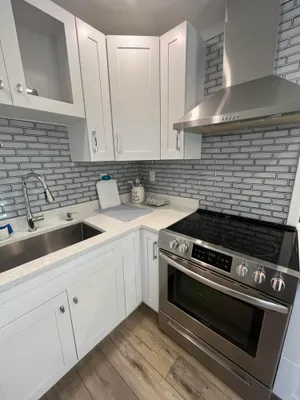 Property Slideshow image 2 of 13 | 812 burgundy, Delray Beach, FL, 33484