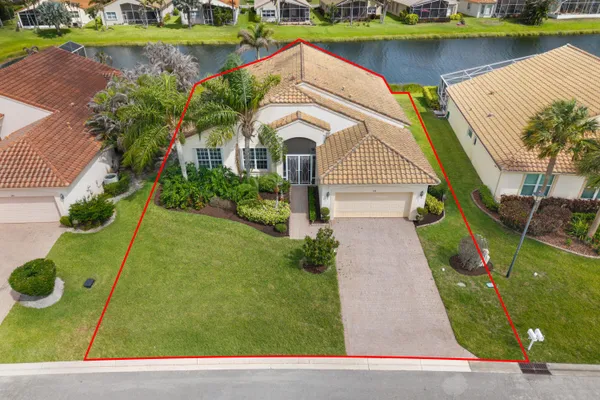 Property Slideshow image 2 of 70 | 524 nw blue lake dr, Port St. Lucie, FL, 34986