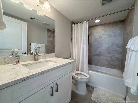 Property Slideshow image 3 of 45 | 1950 sw palm city rd 14-305, Stuart, FL, 34994