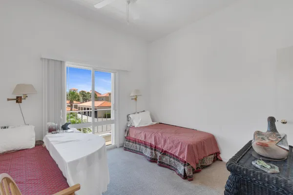 Property Slideshow image 3 of 55 | 5045 harmony cir 209, Vero Beach, FL, 32967