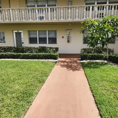Property Slideshow image 2 of 24 | 219 coventry j, West Palm Beach, FL, 33417