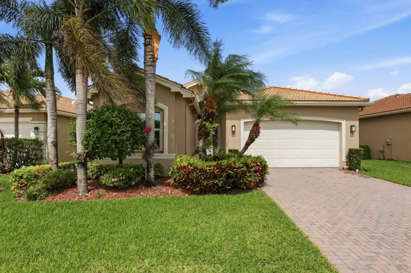 Property Slideshow image 2 of 50 | 10825 leaf bridge way, Boynton Beach, FL, 33473