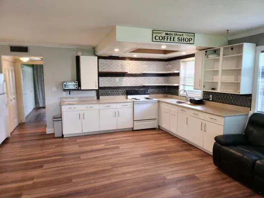 Property Slideshow image 2 of 33 | 168 durham 168, Deerfield Beach, FL, 33442