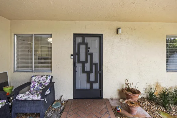Property Slideshow image 3 of 43 | 7146 huntington ln 105, Delray Beach, FL, 33446