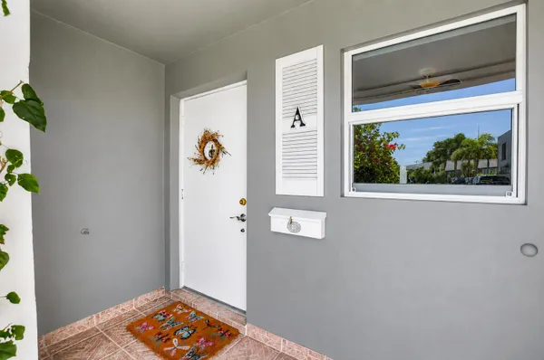 Property Slideshow image 3 of 31 | 912 s dr a, Delray Beach, FL, 33445