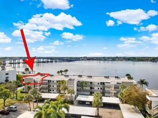 Property Slideshow image 2 of 53 | 1950 sw palm city rd 13-301, Stuart, FL, 34994