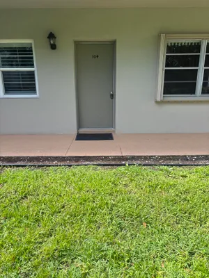 Property Slideshow image 2 of 14 | 29 lake vista trl 104, Port St. Lucie, FL, 34952