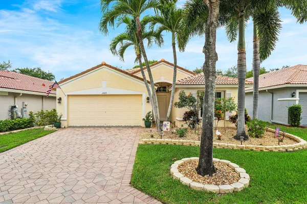 Property Slideshow image 3 of 54 | 12095 roma rd, Boynton Beach, FL, 33437