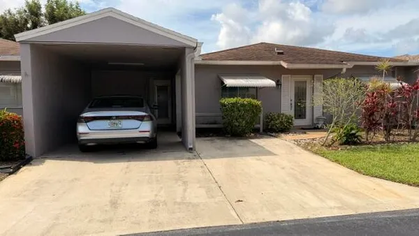 Property Slideshow image 2 of 42 | 14760 wildflower ln, Delray Beach, FL, 33446