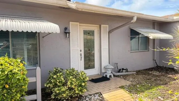 Property Slideshow image 3 of 42 | 14760 wildflower ln, Delray Beach, FL, 33446