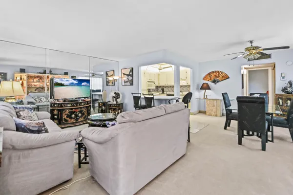 Property Slideshow image 2 of 34 | 38 saxony, Delray Beach, FL, 33446
