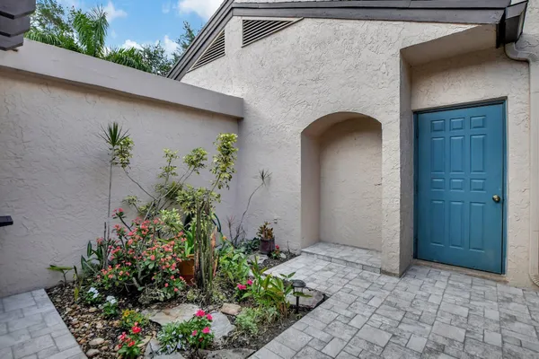 Property Slideshow image 3 of 39 | 5289 fairway woods dr 2913, Delray Beach, FL, 33484