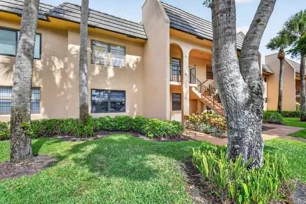 Property Slideshow image 3 of 54 | 145 lake nancy ln 128, West Palm Beach, FL, 33411