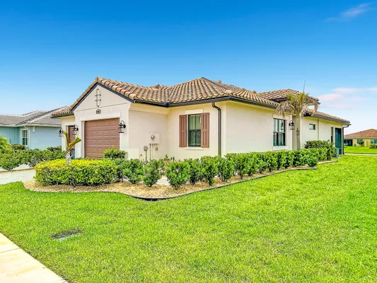 Property Slideshow image 3 of 27 | 27051 sw viterbo way, Port St. Lucie, FL, 34986