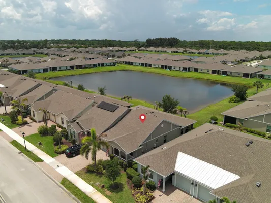 Property Slideshow image 2 of 62 | 5932 spicewood ln, Vero Beach, FL, 32966
