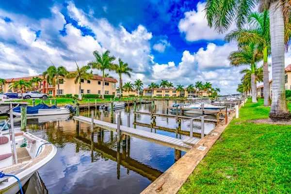 Property Slideshow image 3 of 34 | 2600 s kanner hwy t9, Stuart, FL, 34994