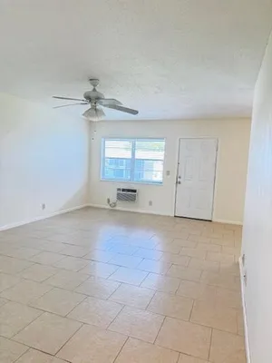 Property Slideshow image 2 of 11 | 186 norwich 186, West Palm Beach, FL, 33417