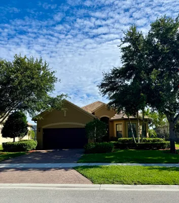 Property Slideshow image 2 of 50 | 4452 siena cir, Wellington, FL, 33414