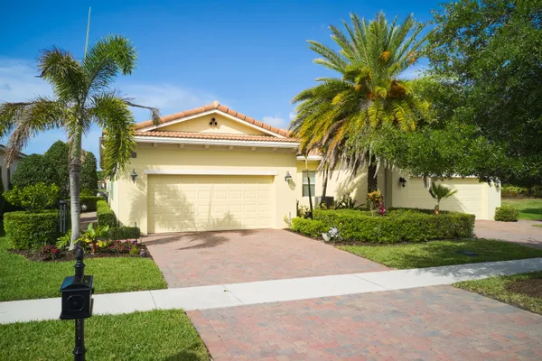 Property Slideshow image 3 of 43 | 17128 sw ambrose way, Port St. Lucie, FL, 34986