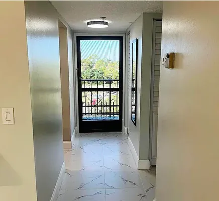 Property Slideshow image 3 of 16 | 4640 w lucerne lakes blvd blvd 505, Lake Worth, FL, 33467