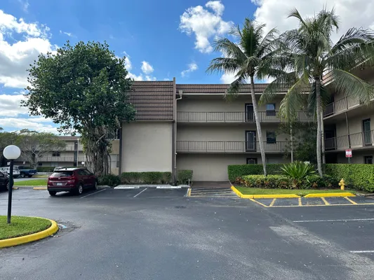 Property Slideshow image 2 of 34 | 9301 lime bay blvd 301, Tamarac, FL, 33321