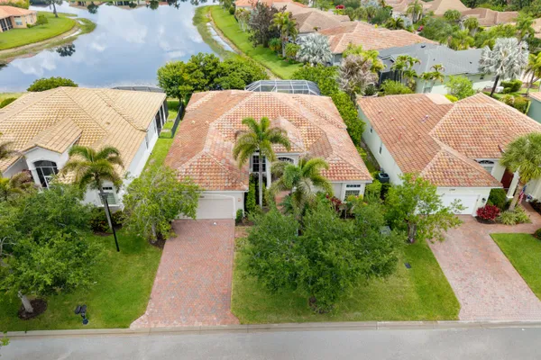 Property Slideshow image 2 of 44 | 11360 sw aspen ln, Port St. Lucie, FL, 34987