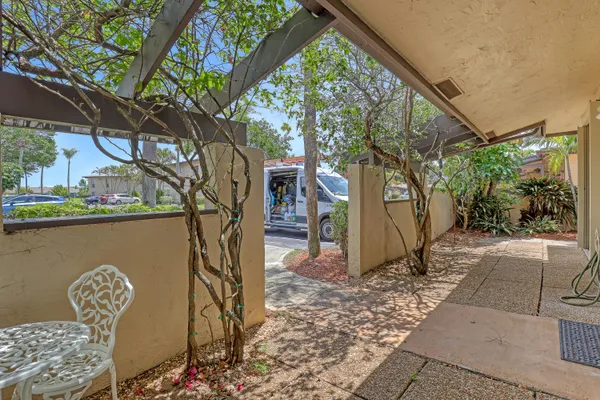 Property Slideshow image 2 of 19 | 13731 via aurora a, Delray Beach, FL, 33484