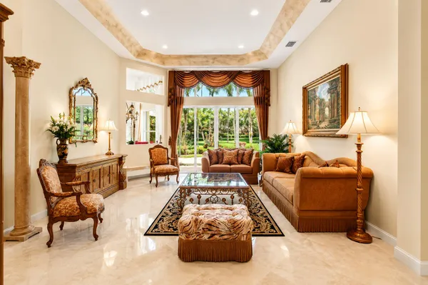 Property Slideshow image 3 of 84 | 6850 fiji cir, Boynton Beach, FL, 33437