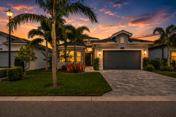 Property Slideshow image 2 of 58 | 12879 parrot pond rd, Boynton Beach, FL, 33473