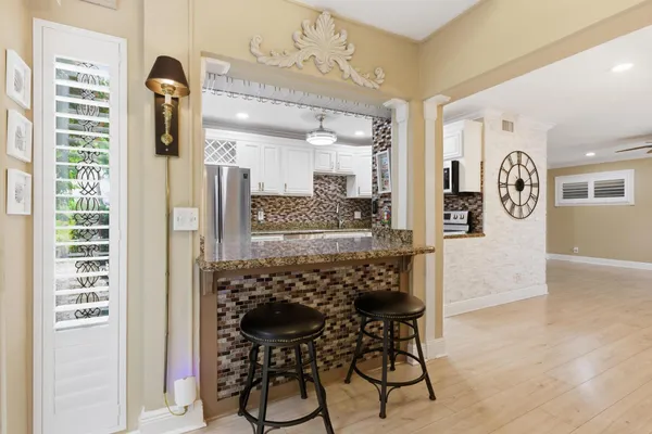 Property Slideshow image 2 of 10 | 34 colonial club dr 101, Boynton Beach, FL, 33435