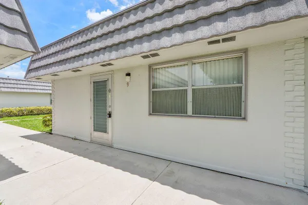 Property Slideshow image 2 of 37 | 9 valencia trl, Delray Beach, FL, 33446