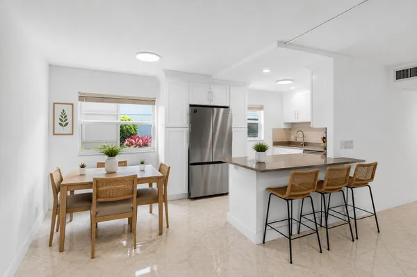 Property Slideshow image 2 of 58 | 160 tuscany c c, Delray Beach, FL, 33446