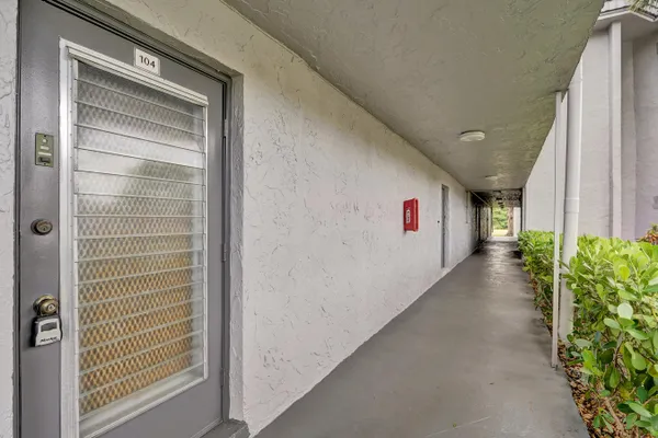 Property Slideshow image 2 of 26 | 9080 lime bay blvd, Tamarac, FL, 33321