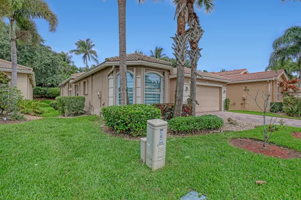 Property Slideshow image 3 of 31 | 10673 richfield way, Boynton Beach, FL, 33437