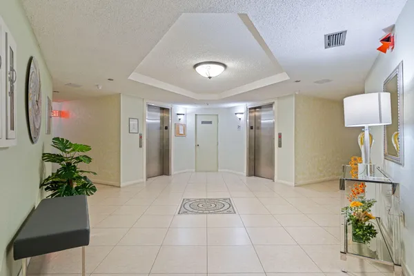 Property Slideshow image 3 of 32 | 900 saint charles pl 221, Pembroke Pines, FL, 33026