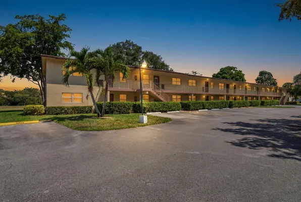 Property Slideshow image 2 of 32 | 7310 nw 1st st 102, Margate, FL, 33063