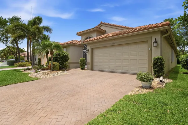 Property Slideshow image 2 of 40 | 5081 glenville dr, Boynton Beach, FL, 33437