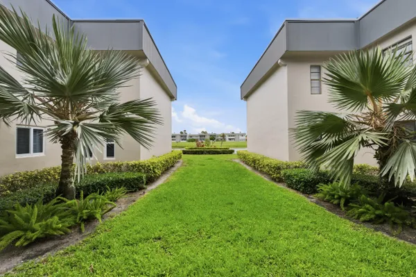 Property Slideshow image 3 of 89 | 53 piedmont b, Delray Beach, FL, 33484