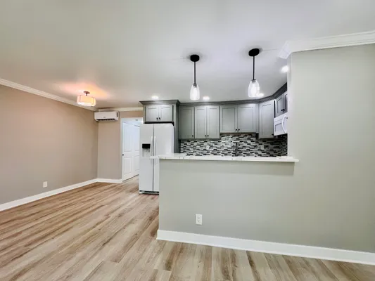 Property Slideshow image 3 of 17 | 15 bedford a a, West Palm Beach, FL, 33417