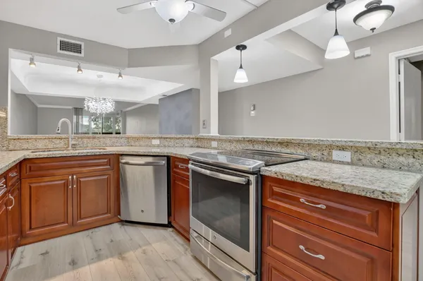 Property Slideshow image 2 of 51 | 23305 n barwood ln ln 209, Boca Raton, FL, 33428