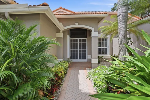 Property Slideshow image 3 of 76 | 7527 monticello way, Boynton Beach, FL, 33437