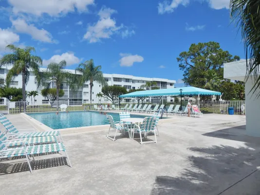Property Slideshow image 2 of 45 | 6698 10th ave 215, Lake Worth, FL, 33467