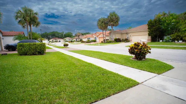 Property Slideshow image 3 of 13 | 3872 summer chase ct, Lake Worth, FL, 33467