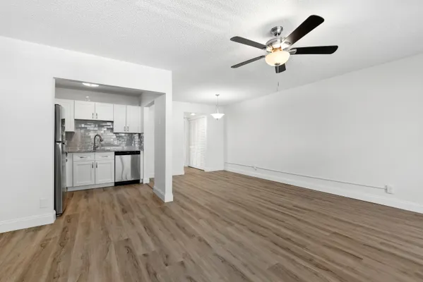 Property Slideshow image 3 of 23 | 142 ventnor dr i, Deerfield Beach, FL, 33442