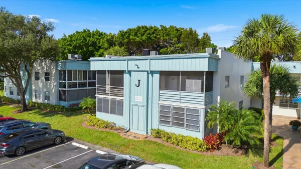 Property Slideshow image 3 of 4 | 442 normandy j j, Delray Beach, FL, 33484