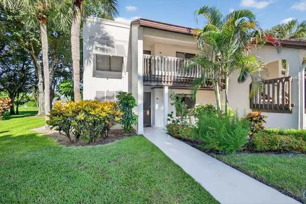 Property Slideshow image 2 of 18 | 10155 mangrove dr 101, Boynton Beach, FL, 33437
