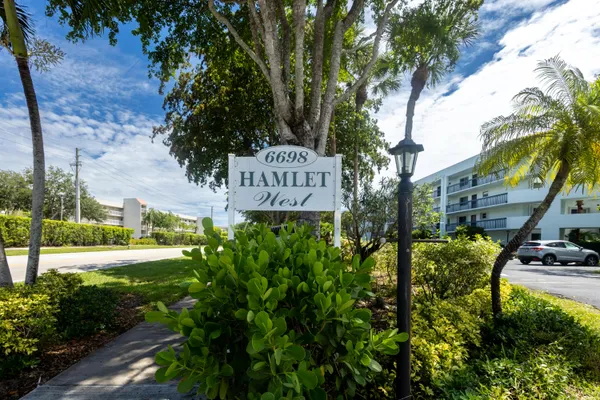 Property Slideshow image 2 of 31 | 6698 n 10th ave ave 323, Lake Worth, FL, 33467