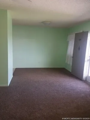 Property Slideshow image 3 of 9 | 1 lake vista trl 205, Port St. Lucie, FL, 34952
