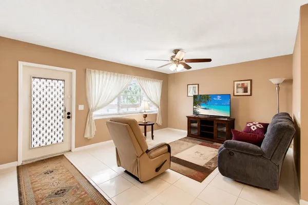 Property Slideshow image 3 of 44 | 3008 cornwall a a, Boca Raton, FL, 33434