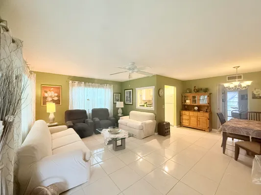 Property Slideshow image 3 of 38 | 204 durham d 204, Deerfield Beach, FL, 33442